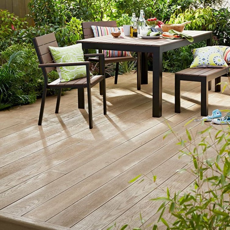 Millboard Enhanced Grain | Golden Oak