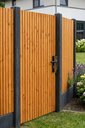 Tuinpoort Douglas rhombus op zwart staalframe | incl. zwarte hengen en RVS zwart dag/nachtslot