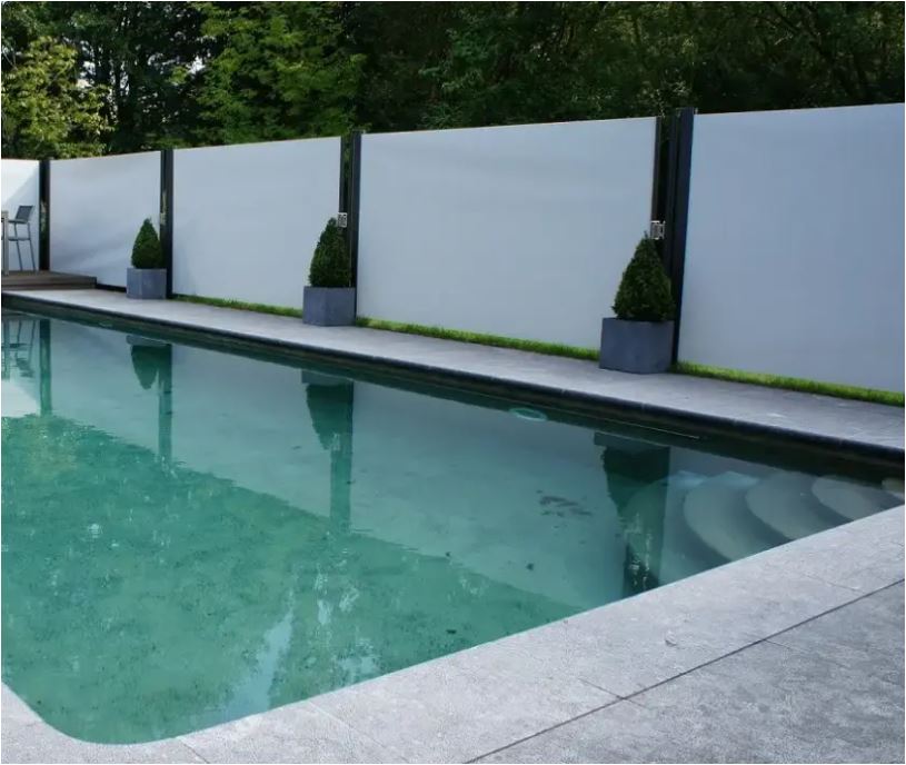 Luxxout Inova screen | 120 tot 230cm hoog &amp; tot 400cm uitval